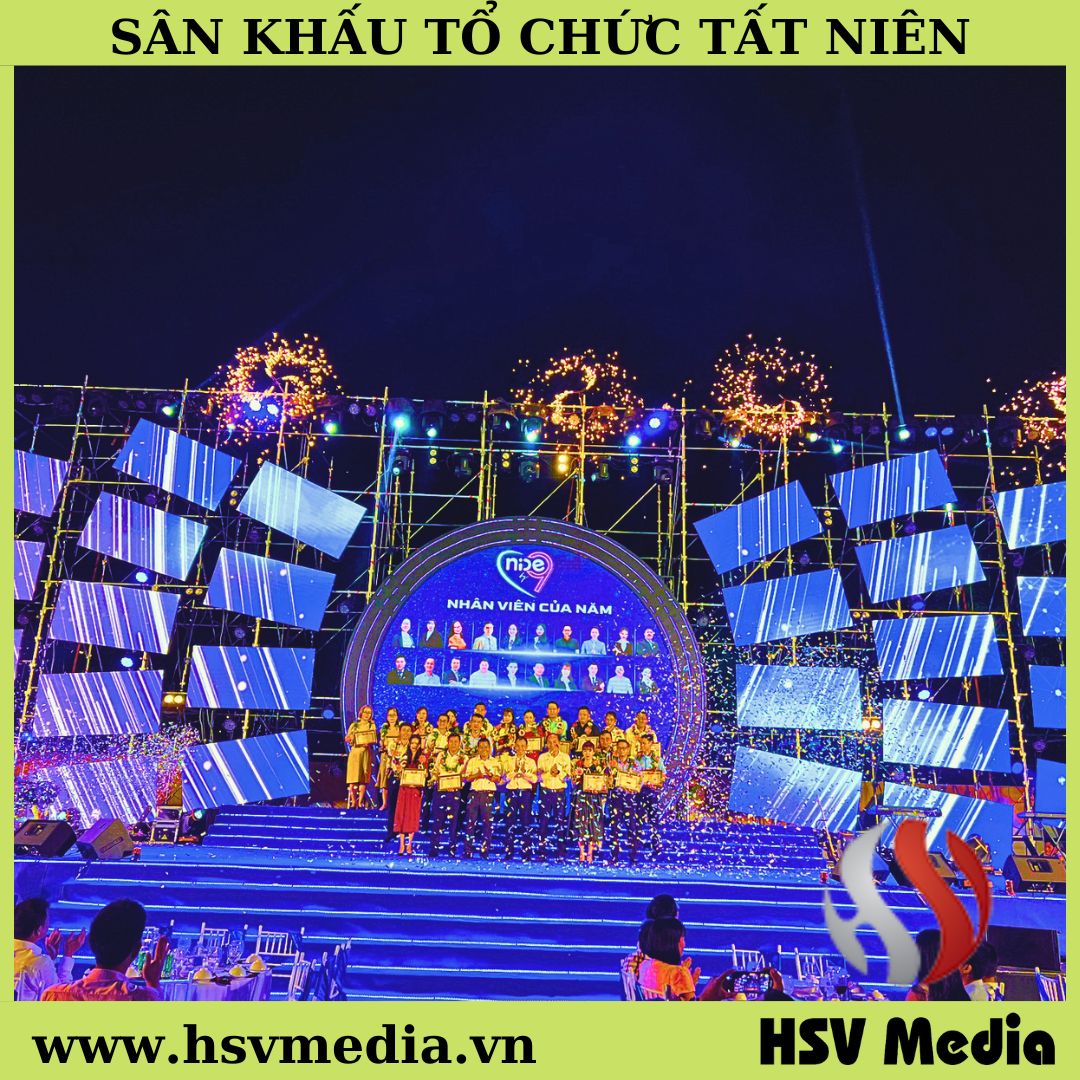 Sân khấu Tất niên Ngoài trời